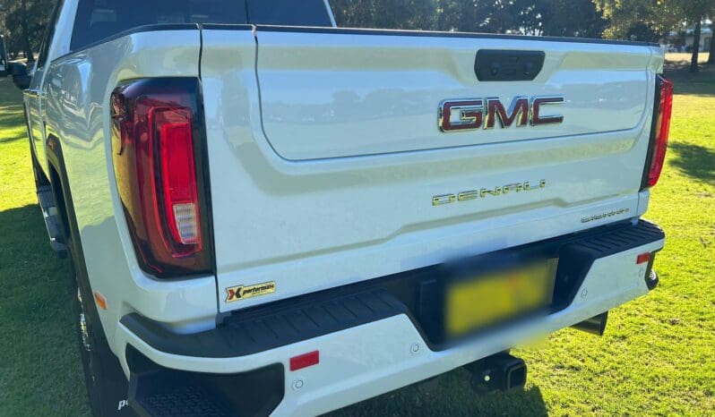
								2022 GMC Sierra 2500 Denali Auto 4×4 full									